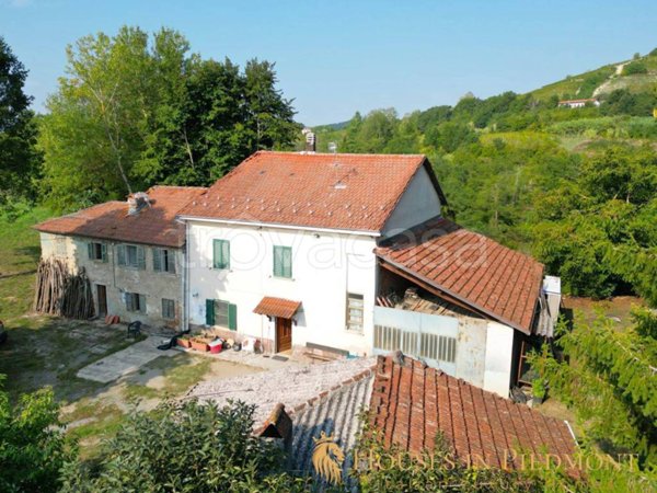 casa indipendente in vendita a Bistagno