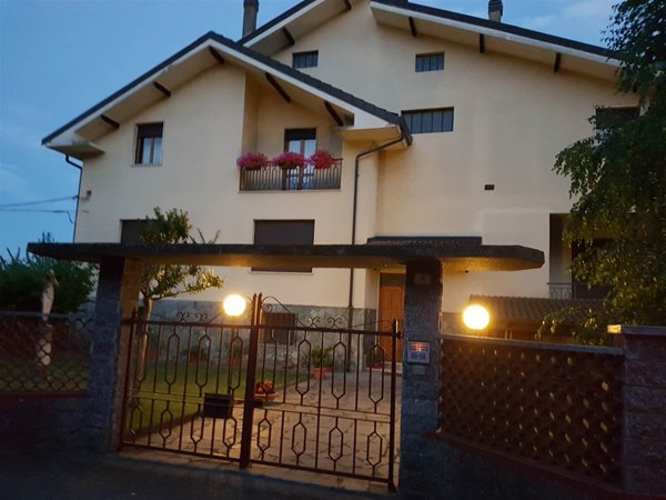 casa indipendente in vendita a Bistagno
