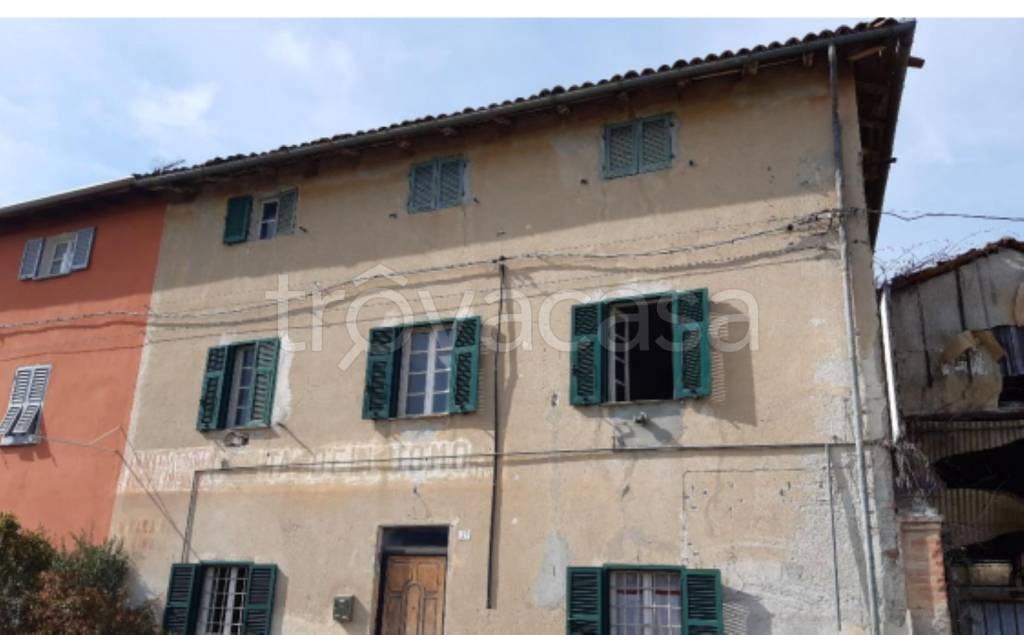 trivano in vendita a Borghetto di Borbera