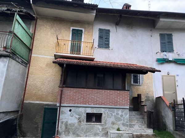 appartamento in vendita a Borghetto di Borbera in zona Castel de' Ratti