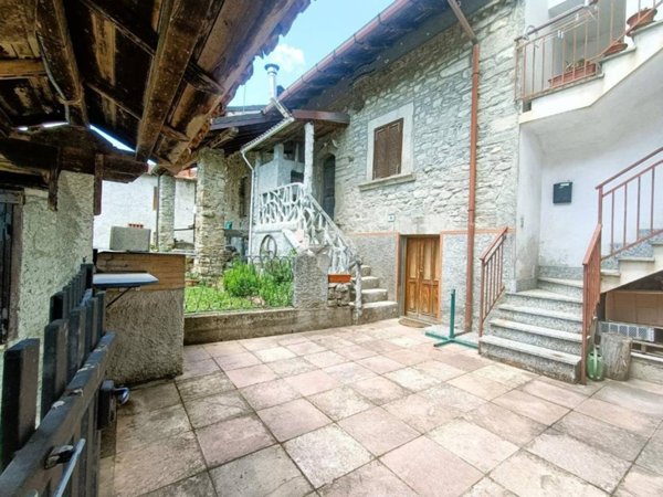 casa indipendente in vendita a Borghetto di Borbera in zona Liveto