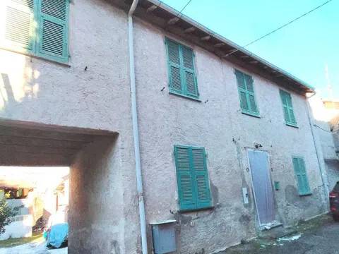 casa indipendente in vendita a Borghetto di Borbera in zona Liveto