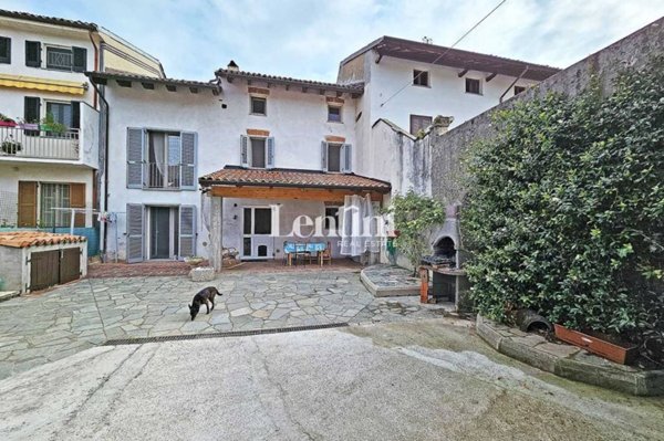 casa indipendente in vendita a Borgo San Martino