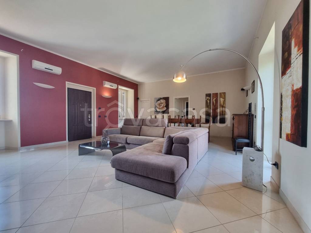 appartamento in vendita a Borgo San Martino