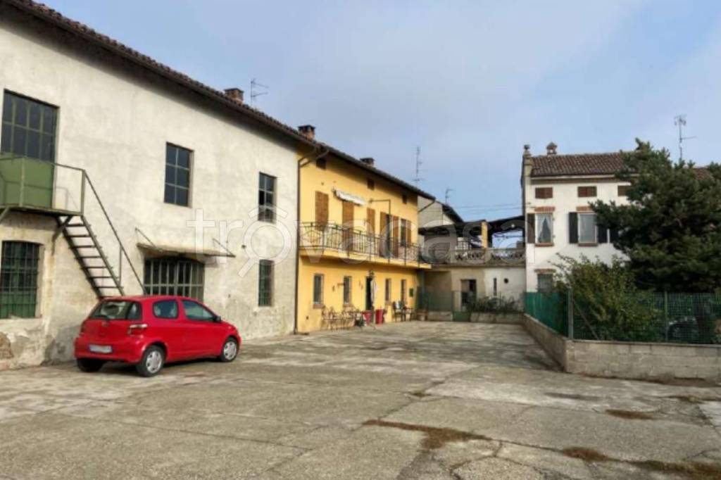 appartamento in vendita a Borgo San Martino