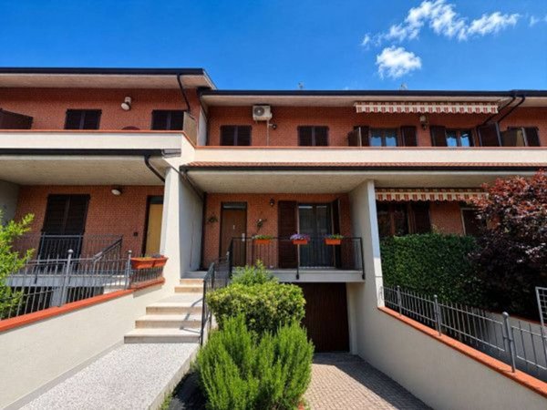 casa indipendente in vendita a Borgo San Martino
