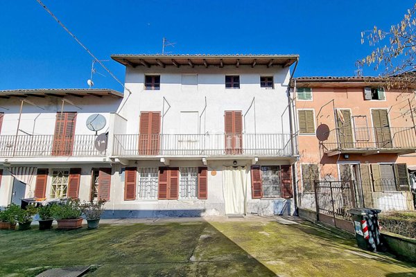 casa indipendente in vendita a Borgo San Martino