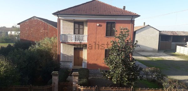 casa indipendente in vendita a Bosco Marengo in zona Pollastra