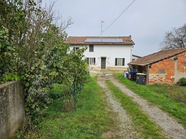 casa indipendente in vendita a Bosco Marengo in zona Levata