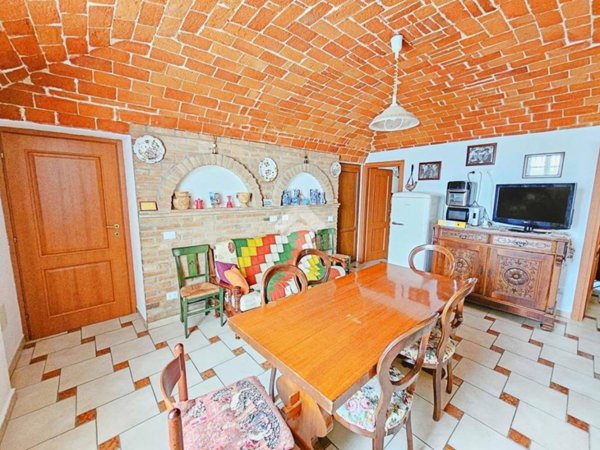 casa indipendente in vendita a Bosco Marengo in zona Levata