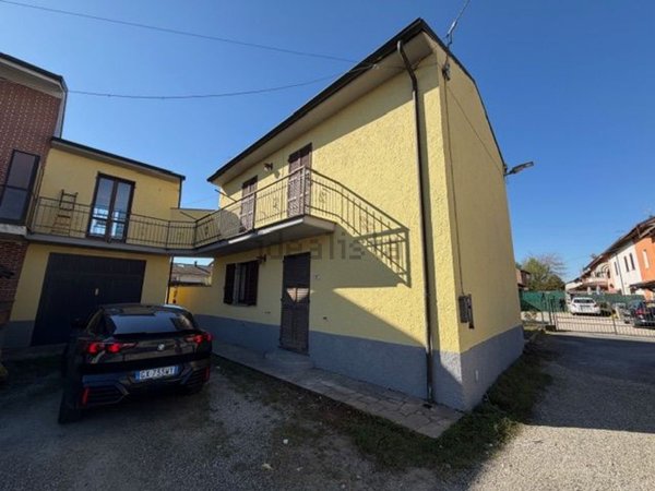 casa indipendente in vendita a Bosco Marengo in zona Pollastra