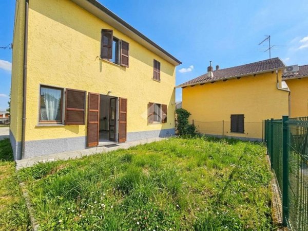 casa indipendente in vendita a Bosco Marengo in zona Pollastra