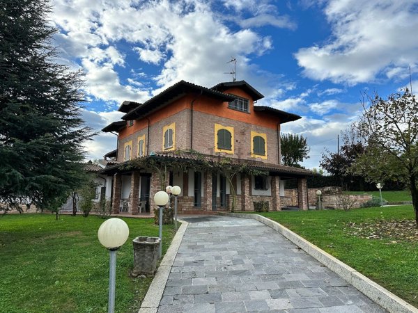 casa indipendente in vendita a Bosco Marengo in zona Pollastra