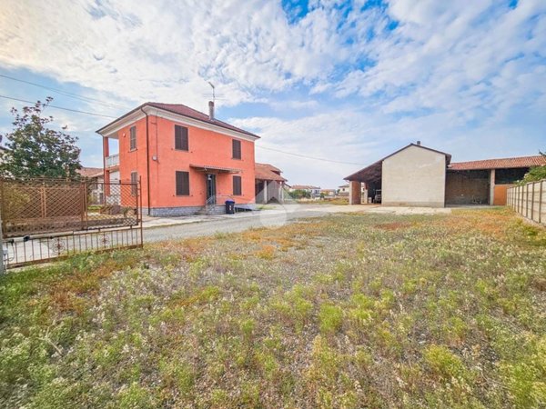 casa indipendente in vendita a Bosco Marengo in zona Pollastra