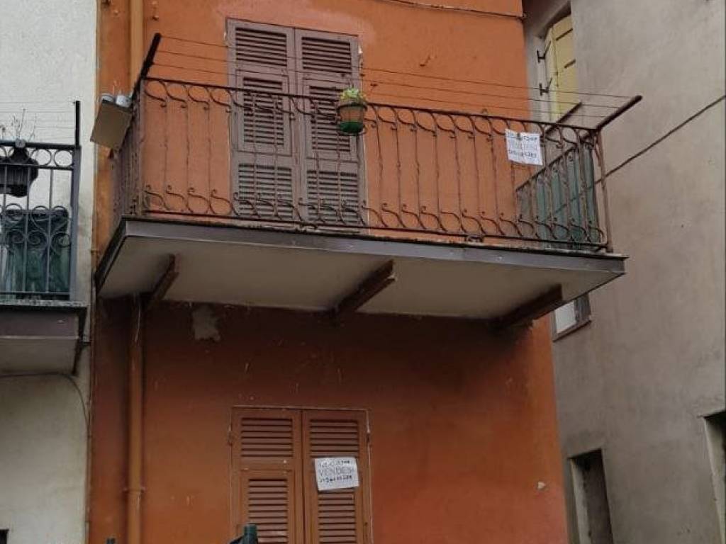 casa indipendente in vendita a Bosio