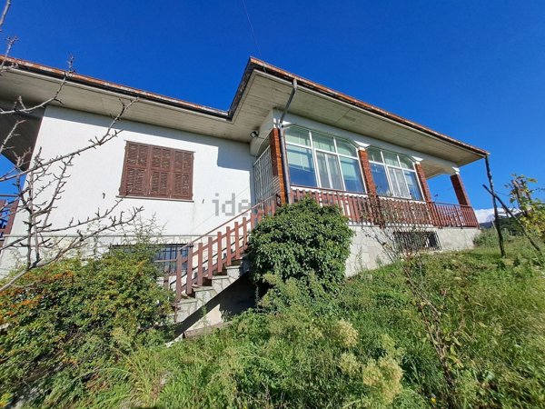 casa indipendente in vendita a Bosio
