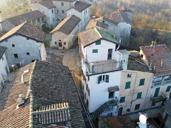 casa indipendente in vendita a Bosio