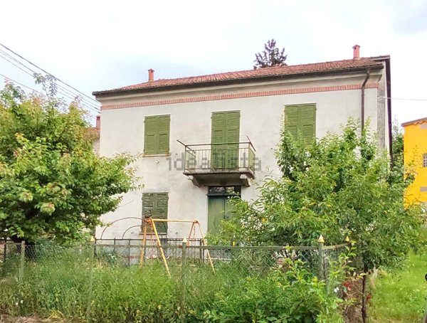 casa indipendente in vendita a Bosio