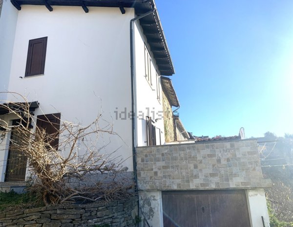 casa indipendente in vendita a Bosio
