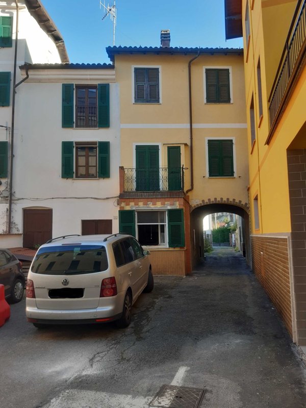 casa indipendente in vendita a Bosio in zona Serra