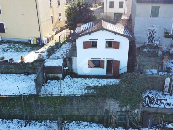 casa indipendente in vendita a Bosio in zona Serra