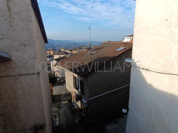 appartamento in vendita a Bosio in zona Serra