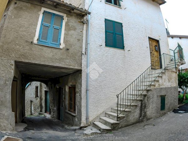 appartamento in vendita a Bosio in zona Serra
