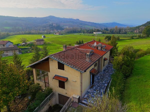 casa indipendente in vendita a Brignano-Frascata