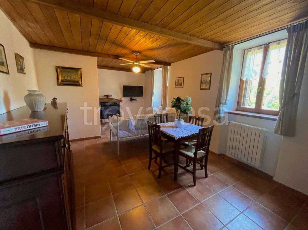 casa indipendente in vendita a Brignano-Frascata