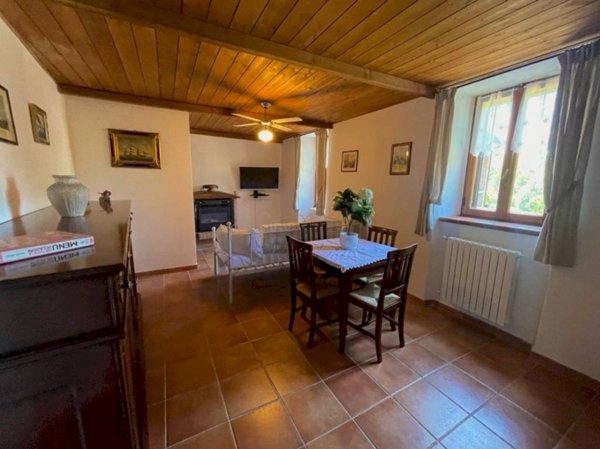 casa indipendente in vendita a Brignano-Frascata