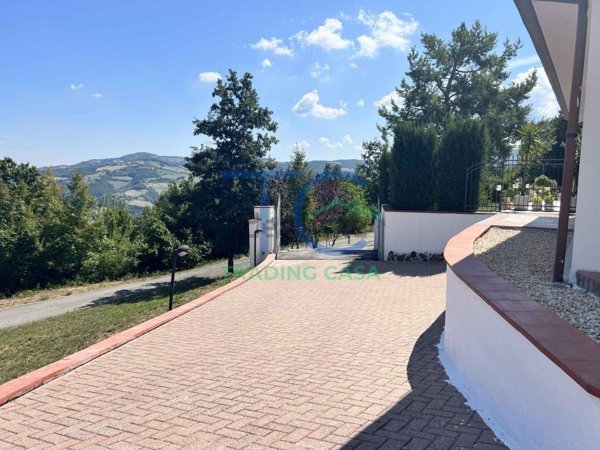 casa indipendente in vendita a Brignano-Frascata
