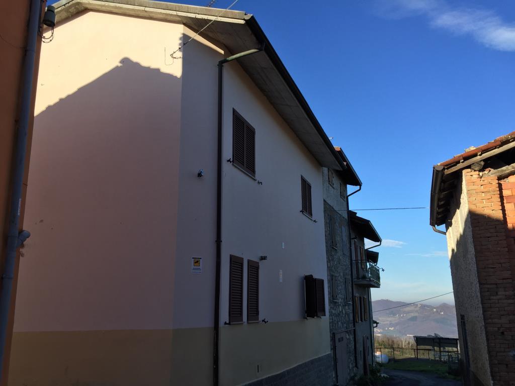 casa indipendente in vendita a Brignano-Frascata