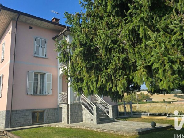 casa indipendente in vendita a Brignano-Frascata