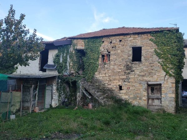 casa indipendente in vendita a Cabella Ligure in zona Casella