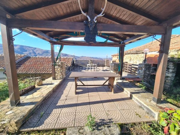 casa indipendente in vendita a Cabella Ligure in zona Teo