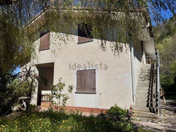 casa indipendente in vendita a Cabella Ligure in zona Piuzzo