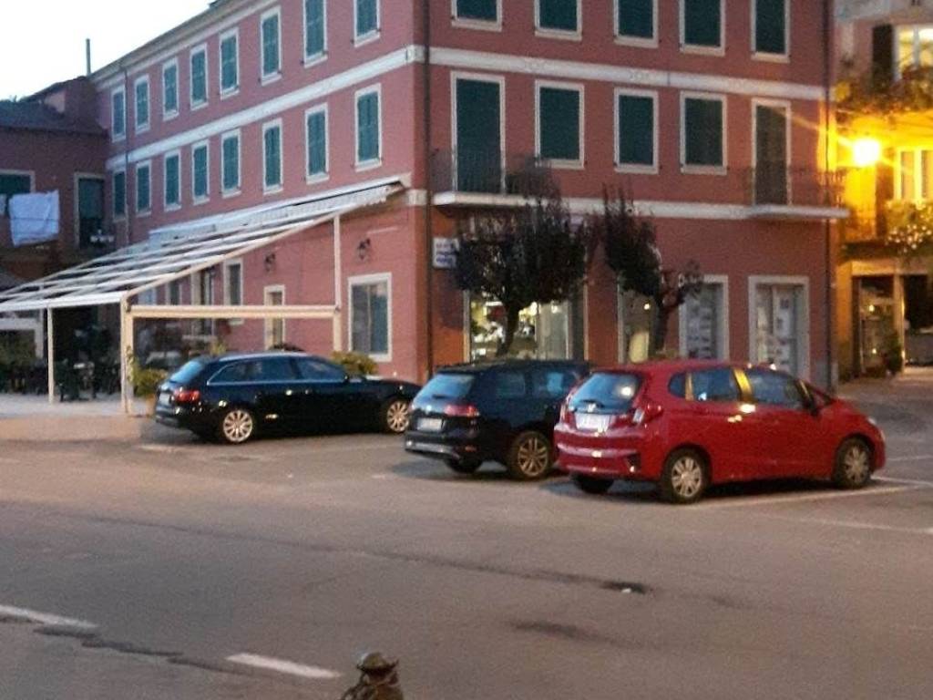 negozio in vendita a Cabella Ligure