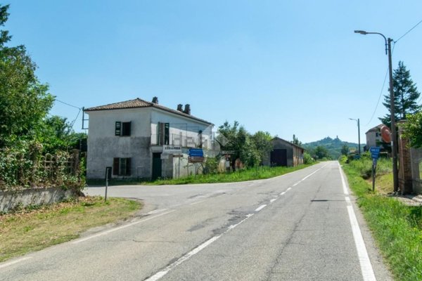 casa indipendente in vendita a Camagna Monferrato in zona Stramba