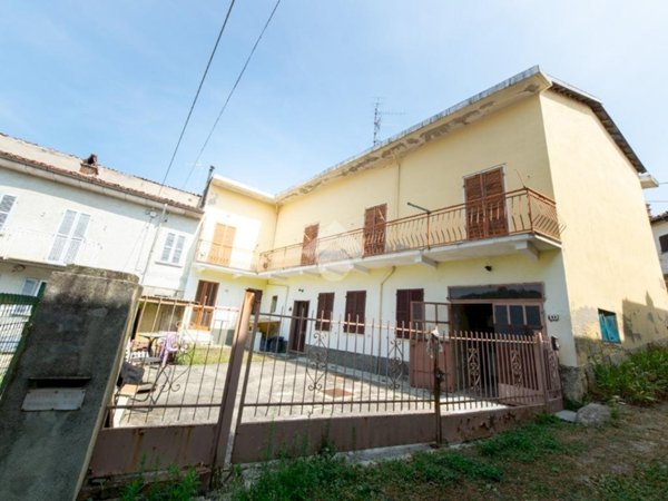 casa indipendente in vendita a Camagna Monferrato