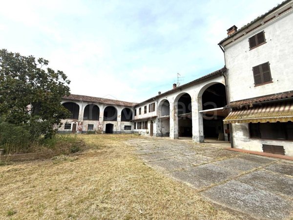 casa indipendente in vendita a Camagna Monferrato