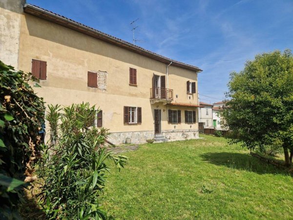casa indipendente in vendita a Camagna Monferrato