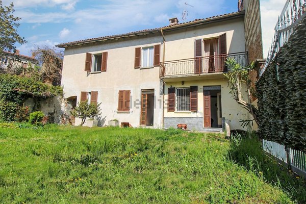casa indipendente in vendita a Camagna Monferrato