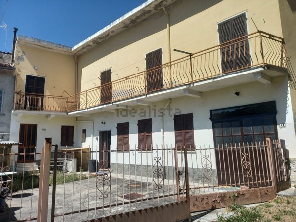 appartamento in vendita a Camagna Monferrato