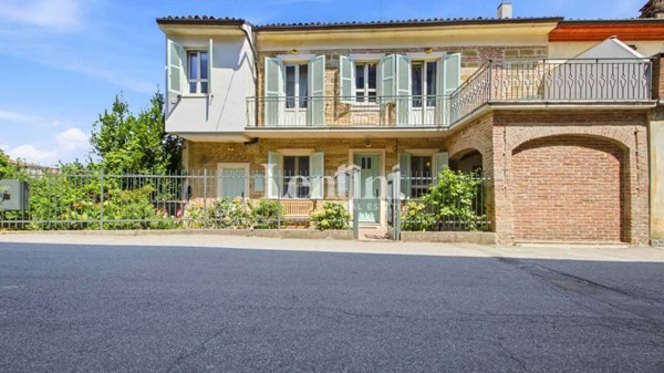 casa indipendente in vendita a Camagna Monferrato