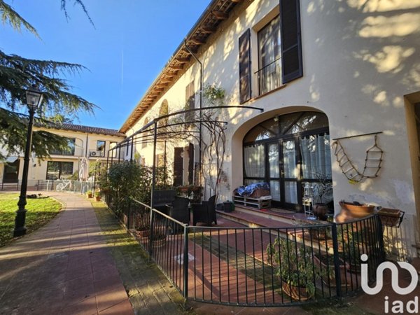 casa indipendente in vendita a Camino