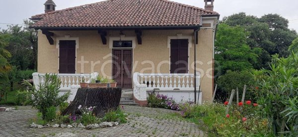 casa indipendente in vendita a Camino