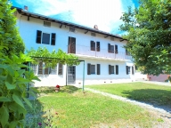 appartamento in vendita a Camino