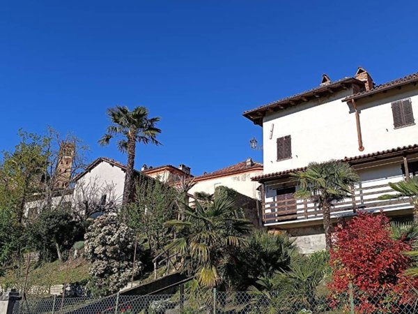 casa indipendente in vendita a Camino
