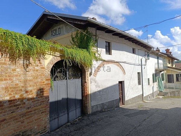 casale in vendita a Camino