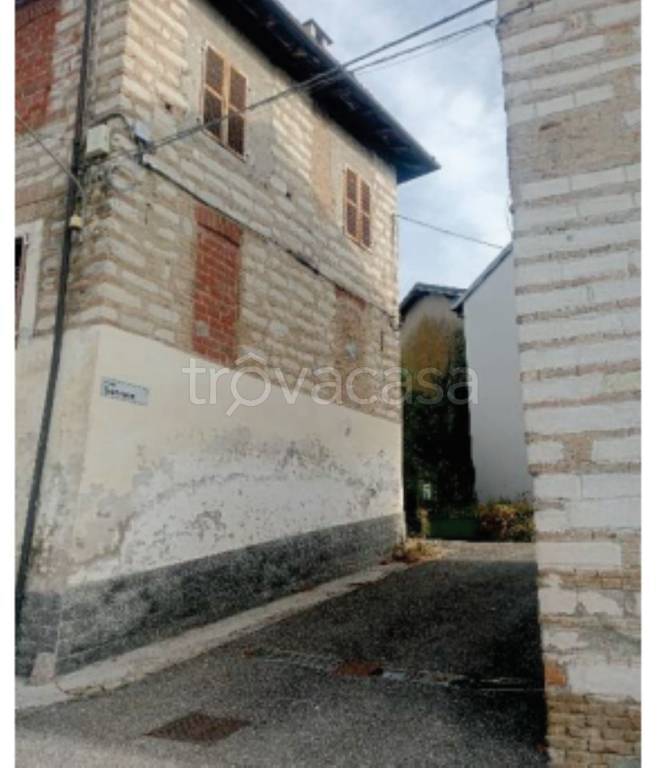 appartamento in vendita a Camino